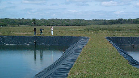 Conjunto habitacional en Carmen del Paraná, Dpto. de Itapúa, Paraguay