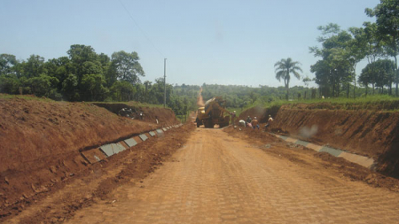 Mejoramiento y Rehabilitación de Caminos Rurales Paquete 3 - Alto Paraná